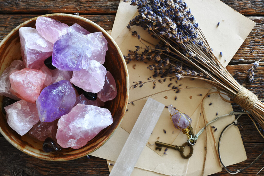 Für Harmonie und Ausgeglichenheit während der adventzeit unterstützen uns auch amethyst und Lavendel